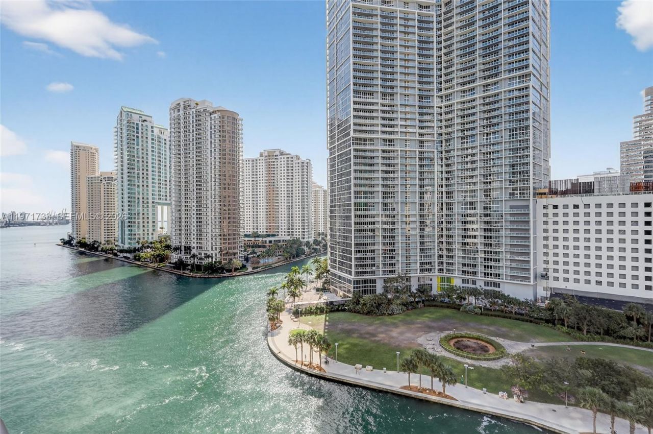 200 Biscayne Boulevard Way, Unit 1108, Miami, FL 33131 Photo