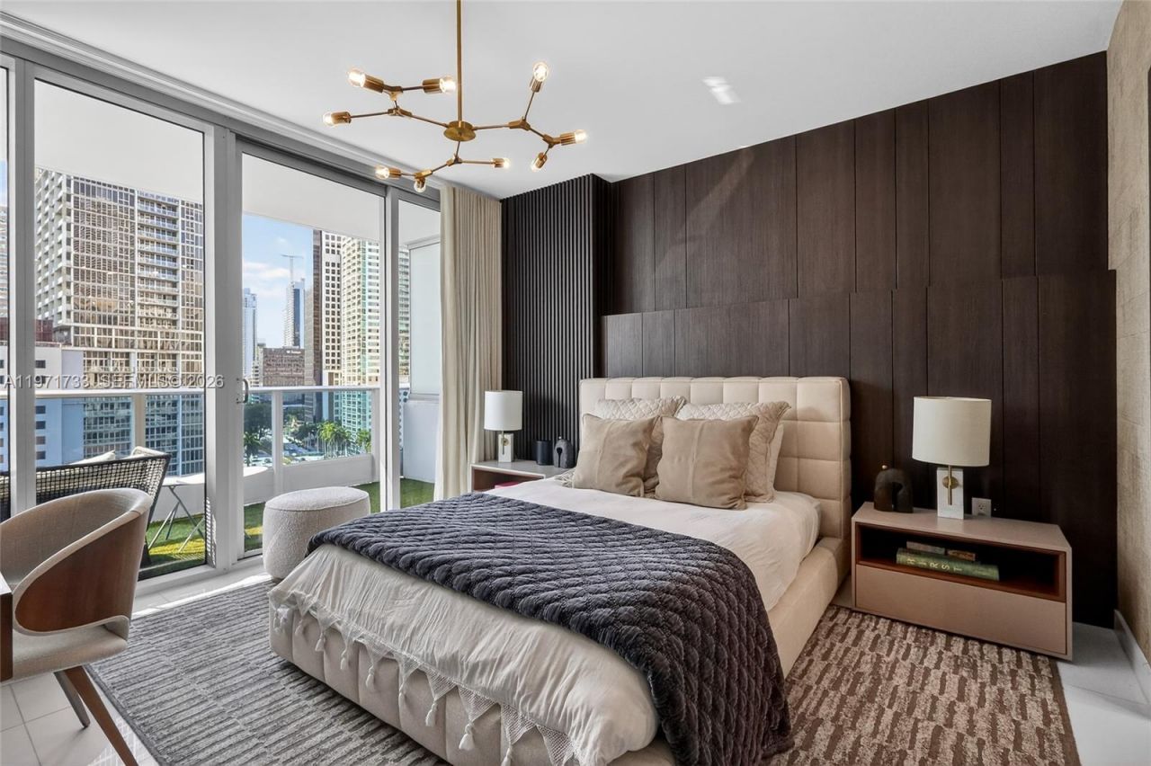 200 Biscayne Boulevard Way, Unit 1108, Miami, FL 33131 Photo