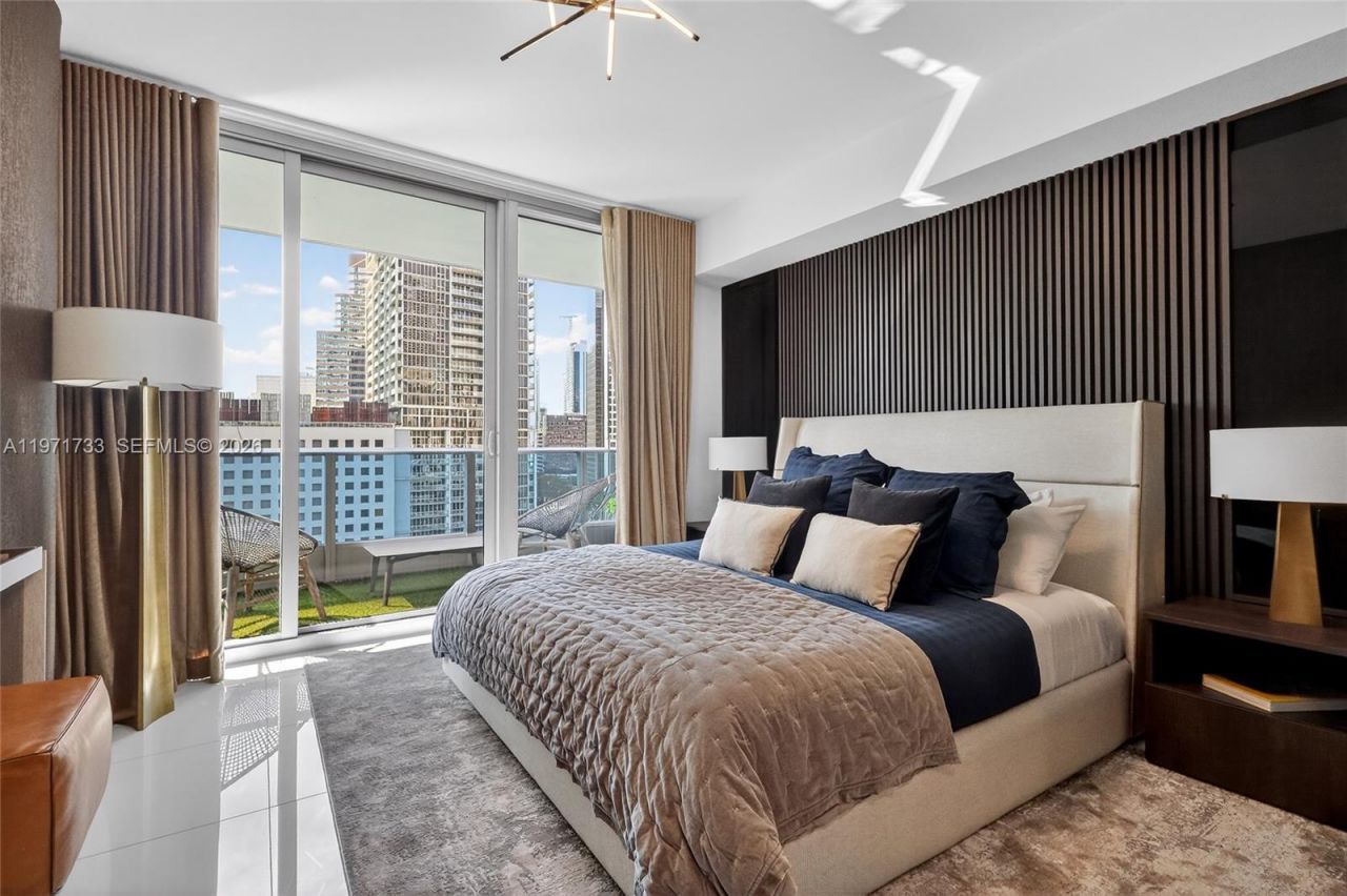 200 Biscayne Boulevard Way, Unit 1108, Miami, FL 33131 Photo