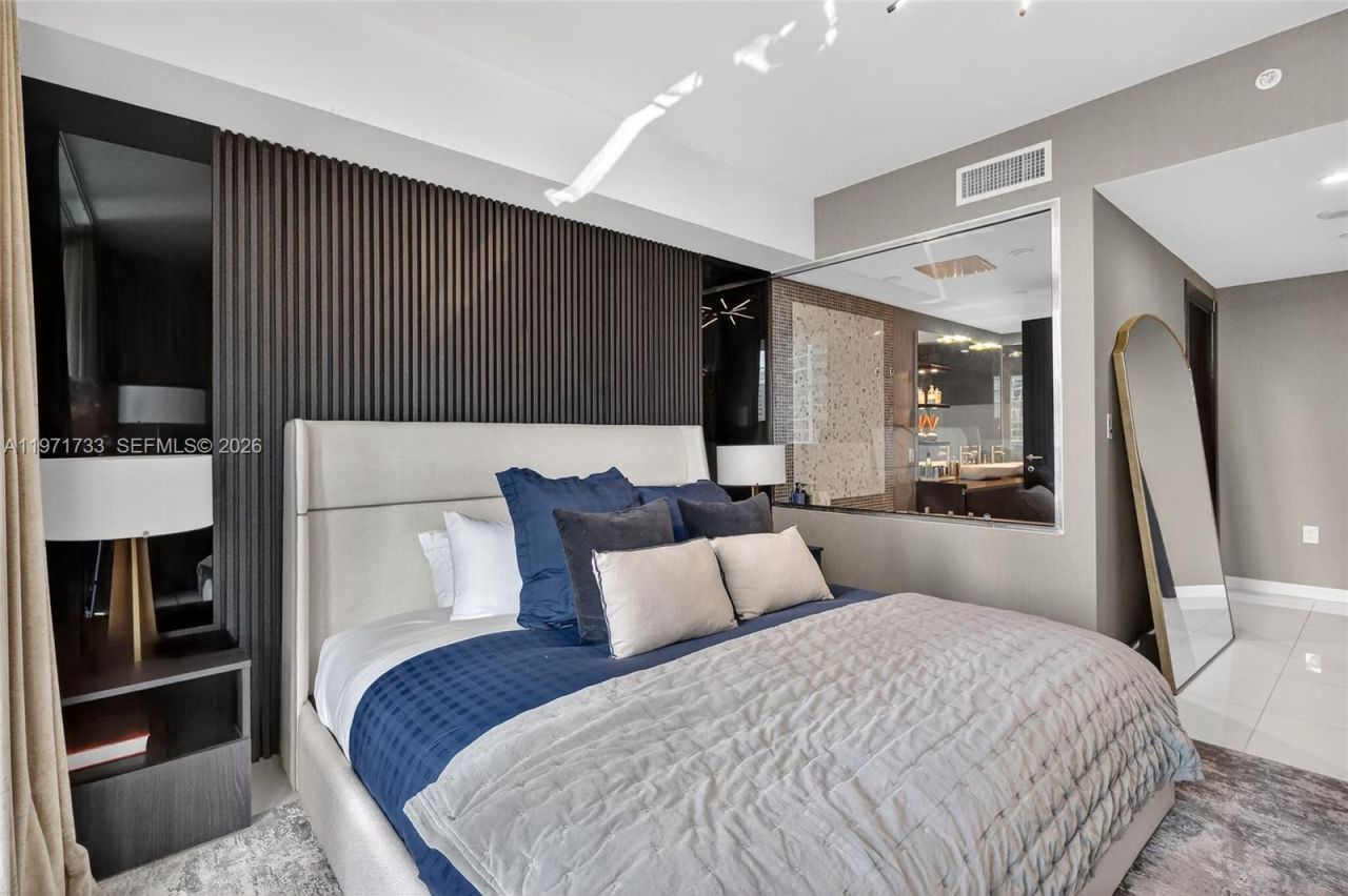 200 Biscayne Boulevard Way , Unit 1108, Miami, FL 33131 Photo