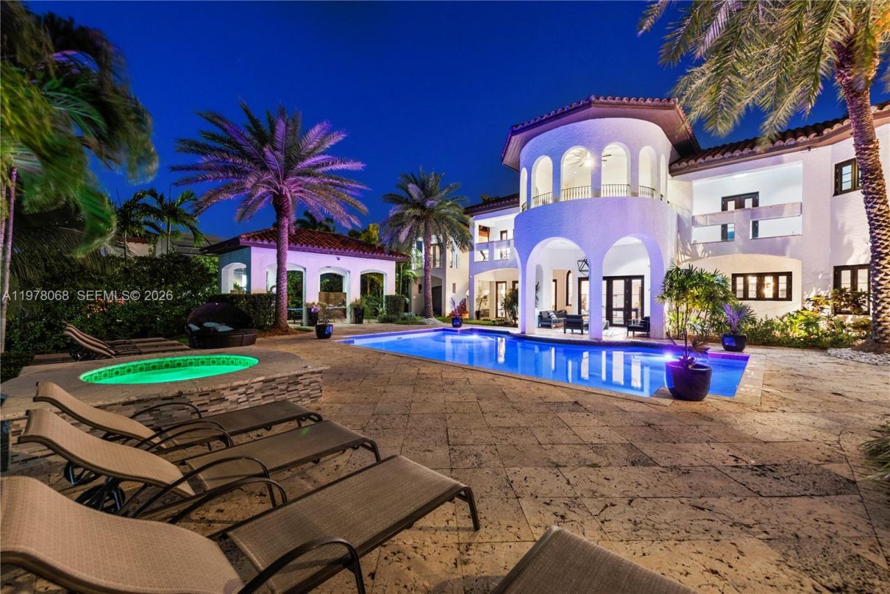 1201 NE 83rd St, Miami, FL 33138 Photo