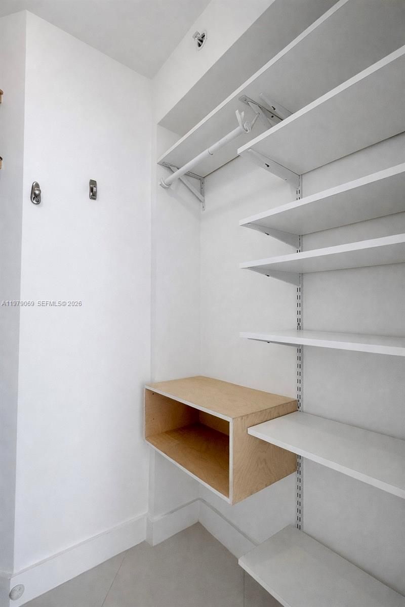 2155 Washington Ct, Unit 606, Miami Beach, FL 33139 Photo