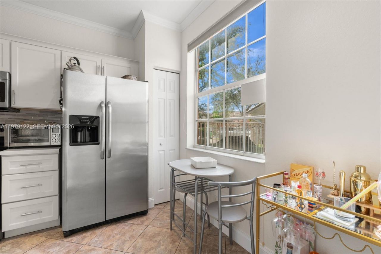 3811 NW 91st Ter , Sunrise, FL 33351 Photo