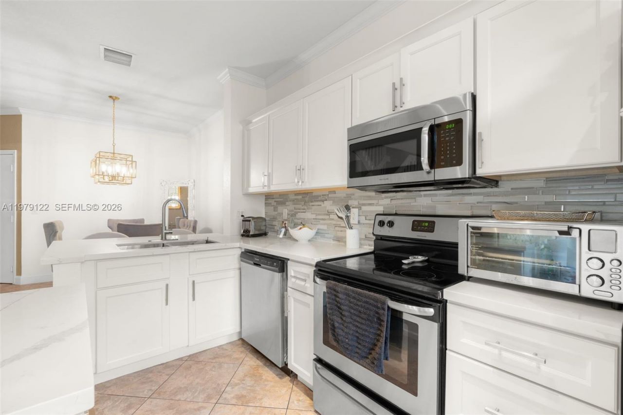 3811 NW 91st Ter , Sunrise, FL 33351 Photo