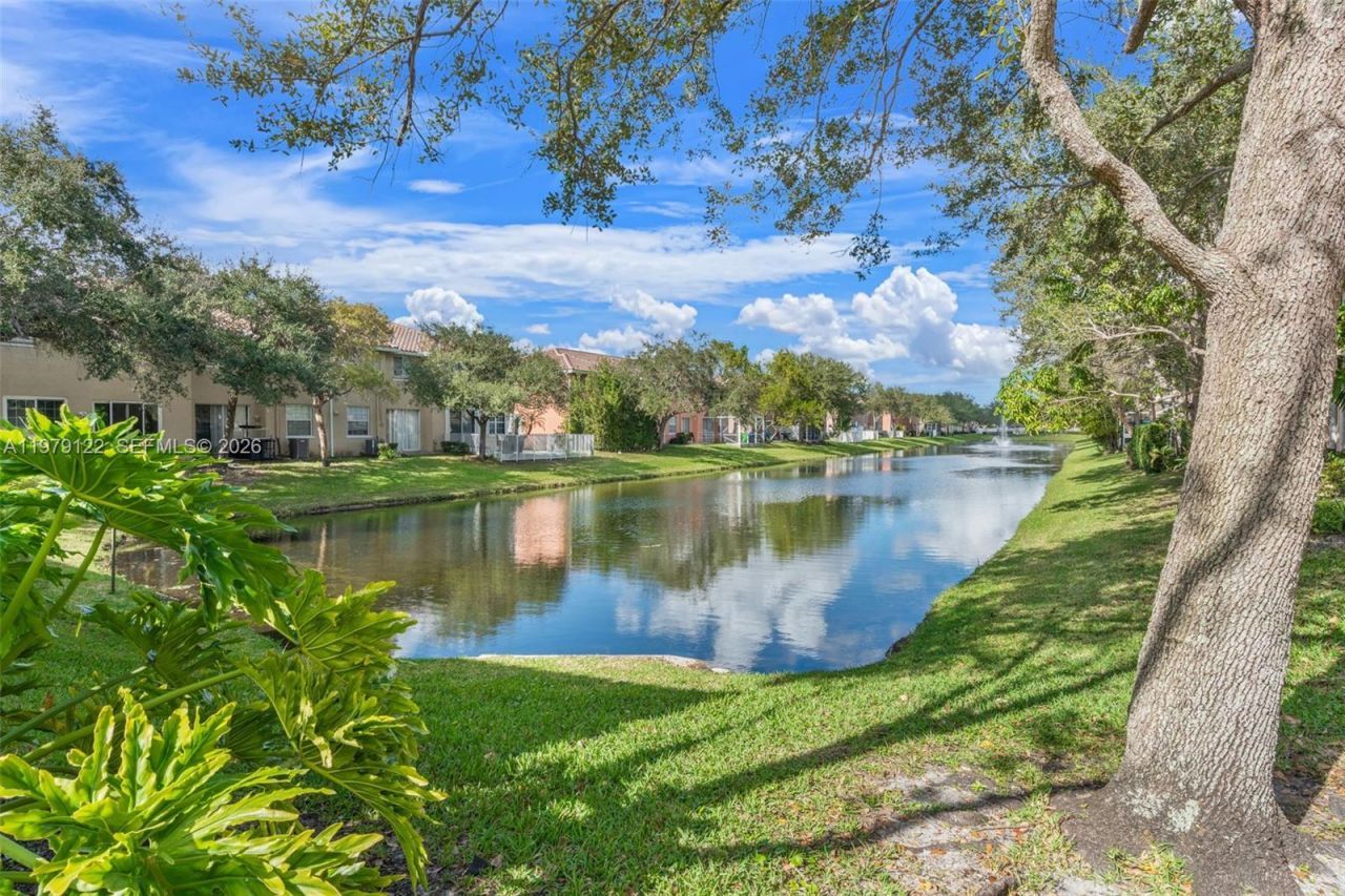 3811 NW 91st Ter , Sunrise, FL 33351 Photo