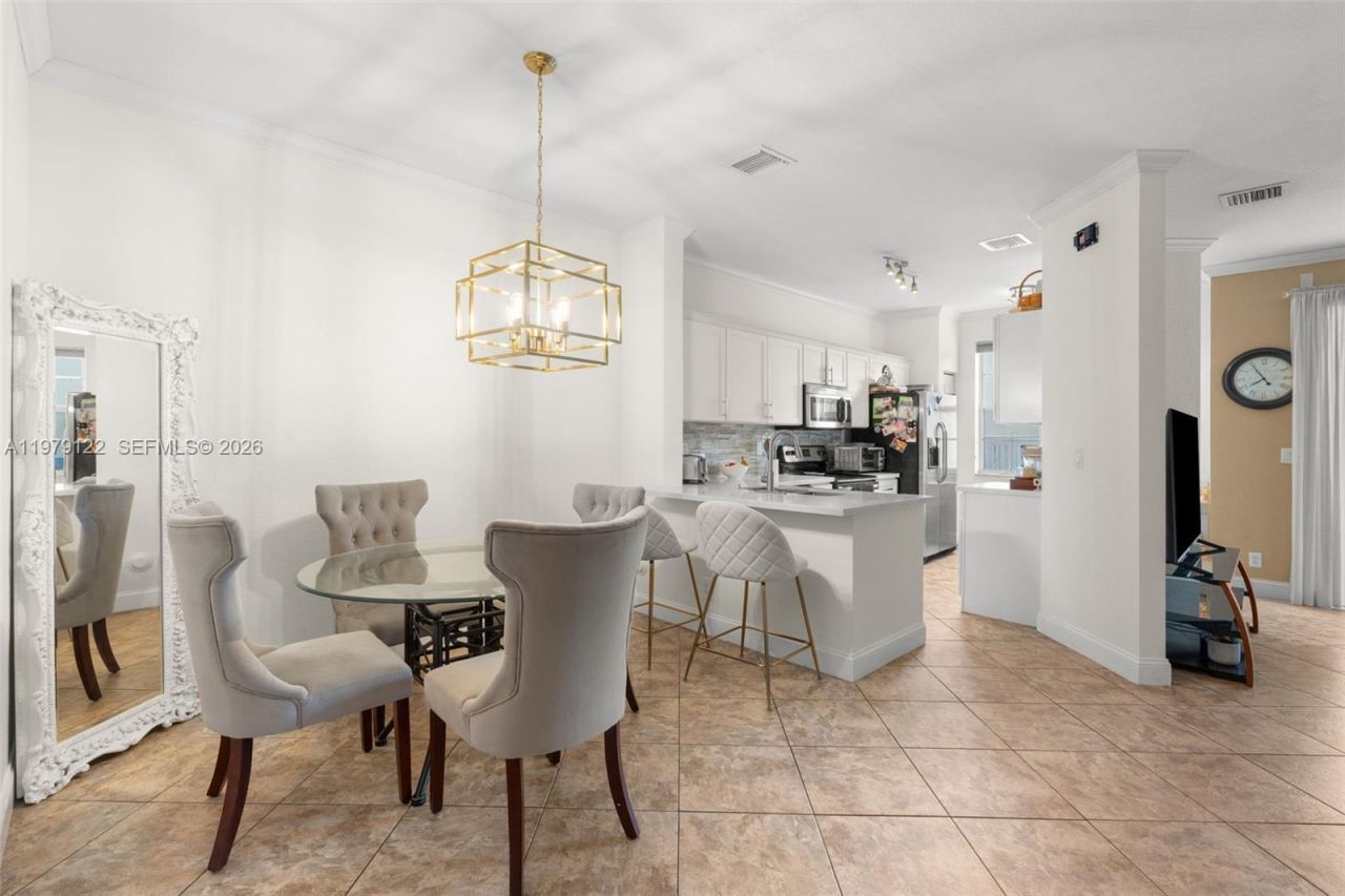 3811 NW 91st Ter , Sunrise, FL 33351 Photo