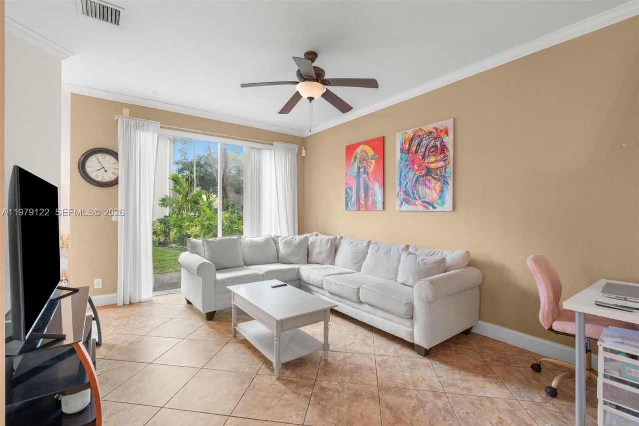 3811 NW 91st Ter , Sunrise, FL 33351 Photo