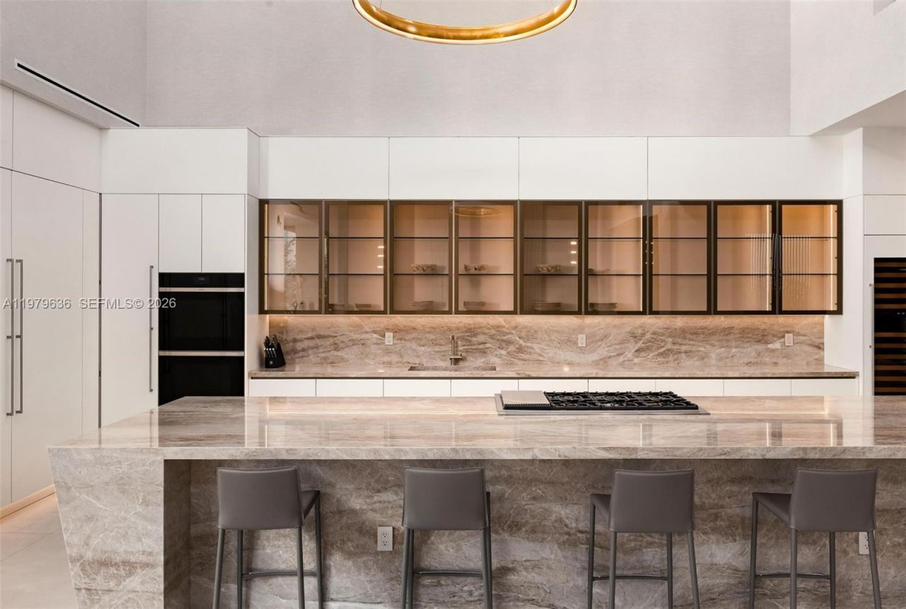 723 NE 77th St , Miami, FL 33138 Photo