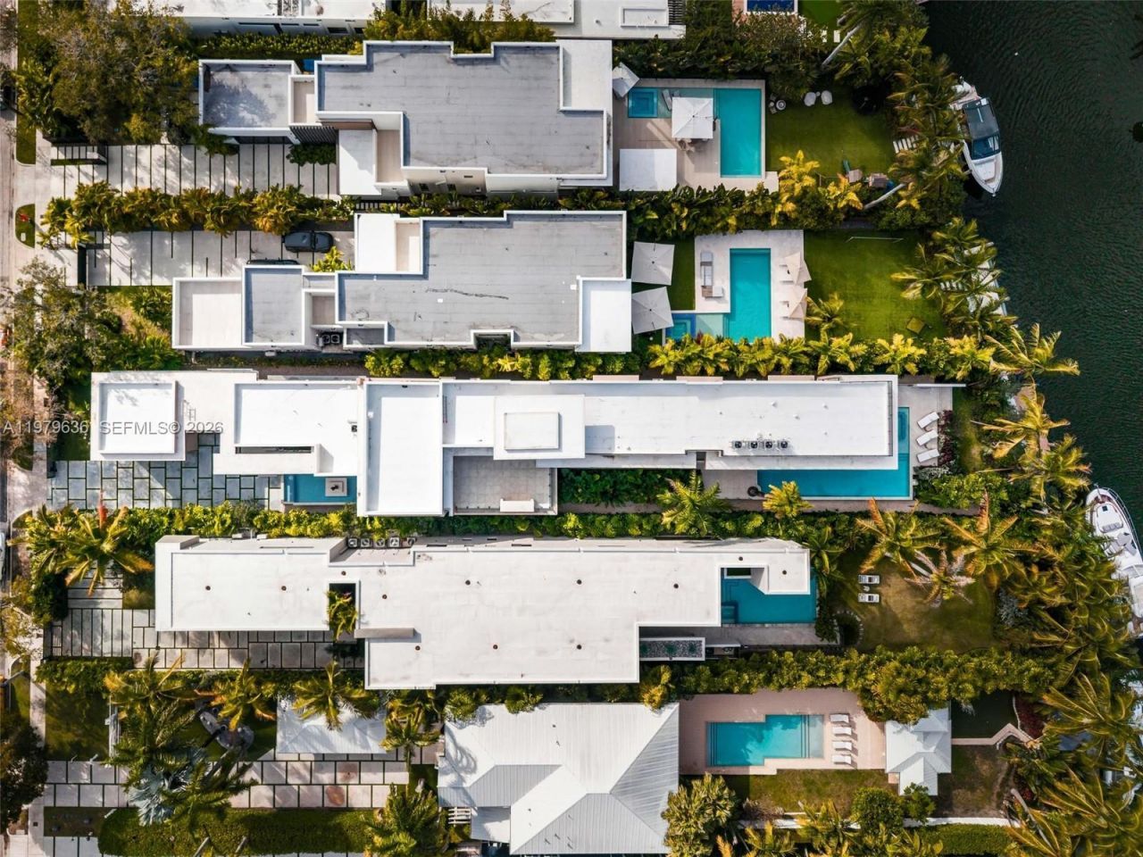 723 NE 77th St , Miami, FL 33138 Photo