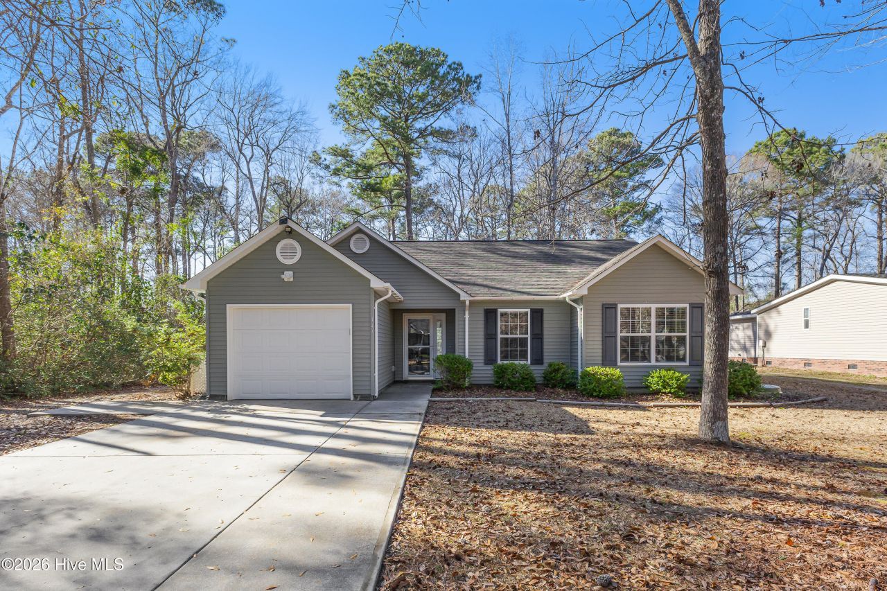 441 Maplewood Drive Nw, Calabash, NC 28467 Main Photo