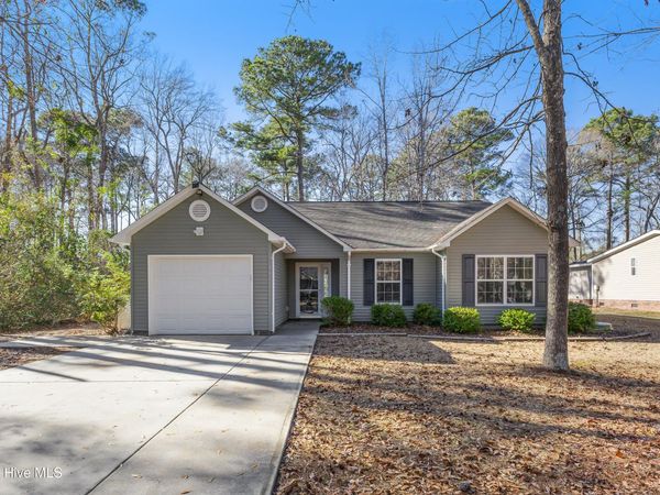 441 Maplewood Drive NW, Calabash, NC 28467