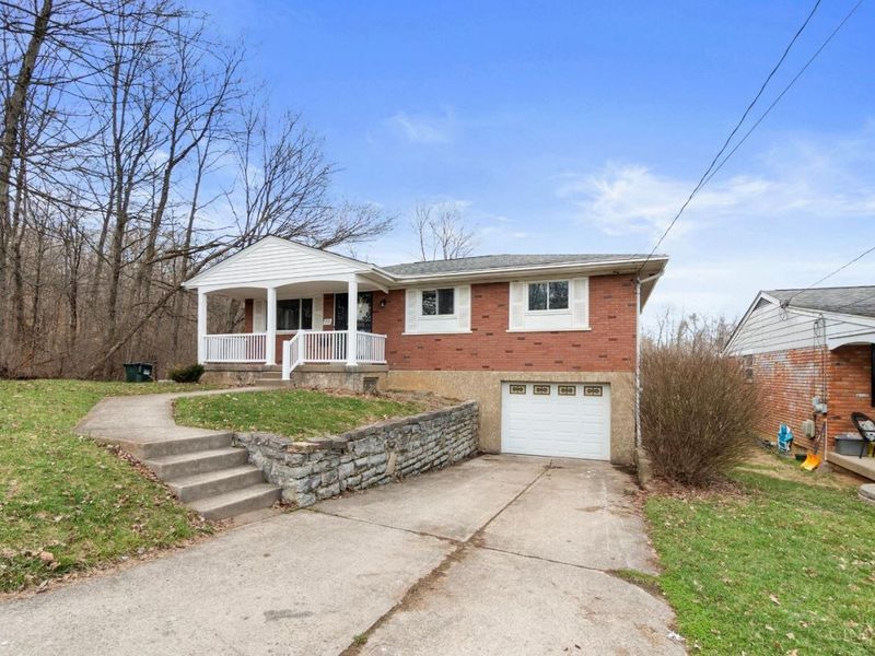 332 Lux Avenue, Springfield Twp., OH 45216 Photo 2