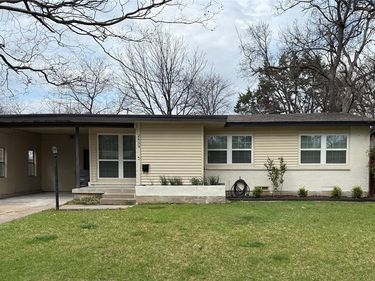 2439 Maverick Avenue, Dallas, TX 75228