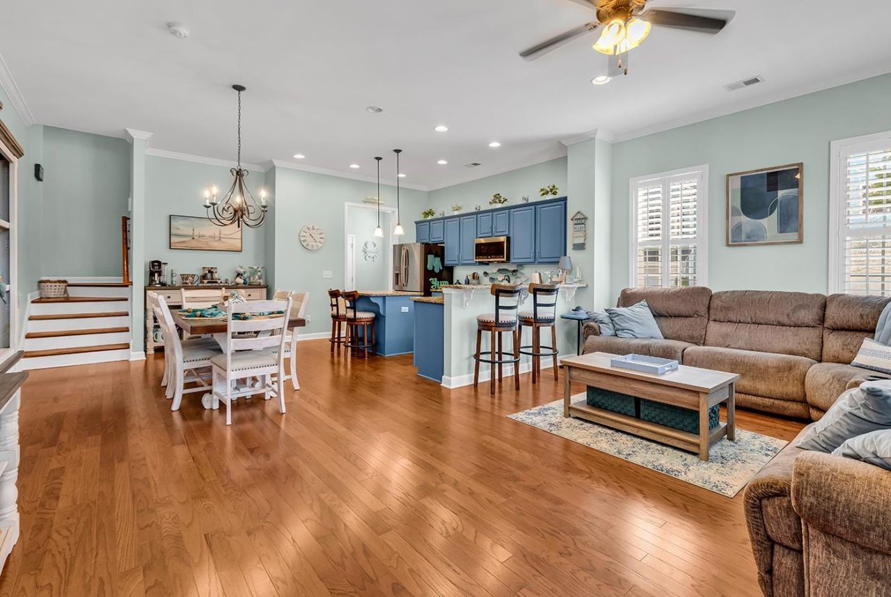 3344 Pampas Dr. Photo 4