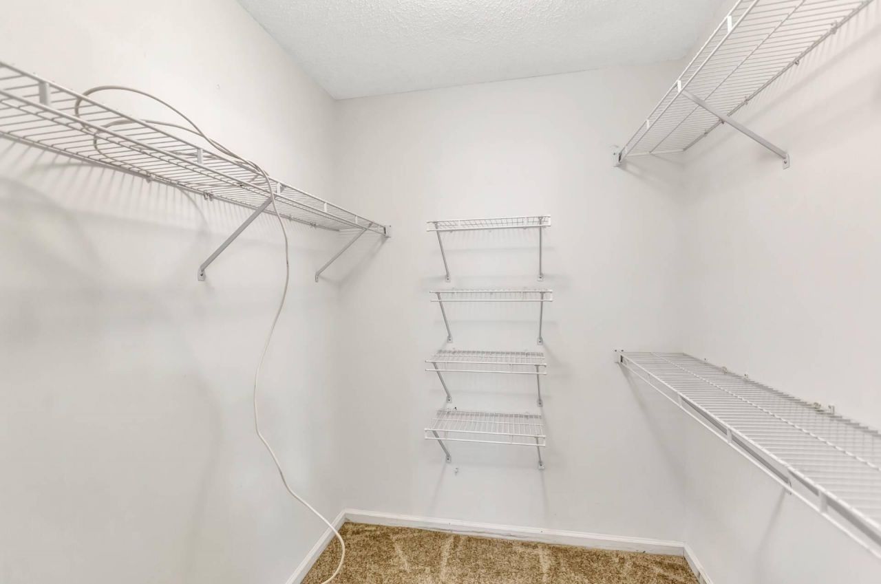 8565 Brookforest Drive Photo 22