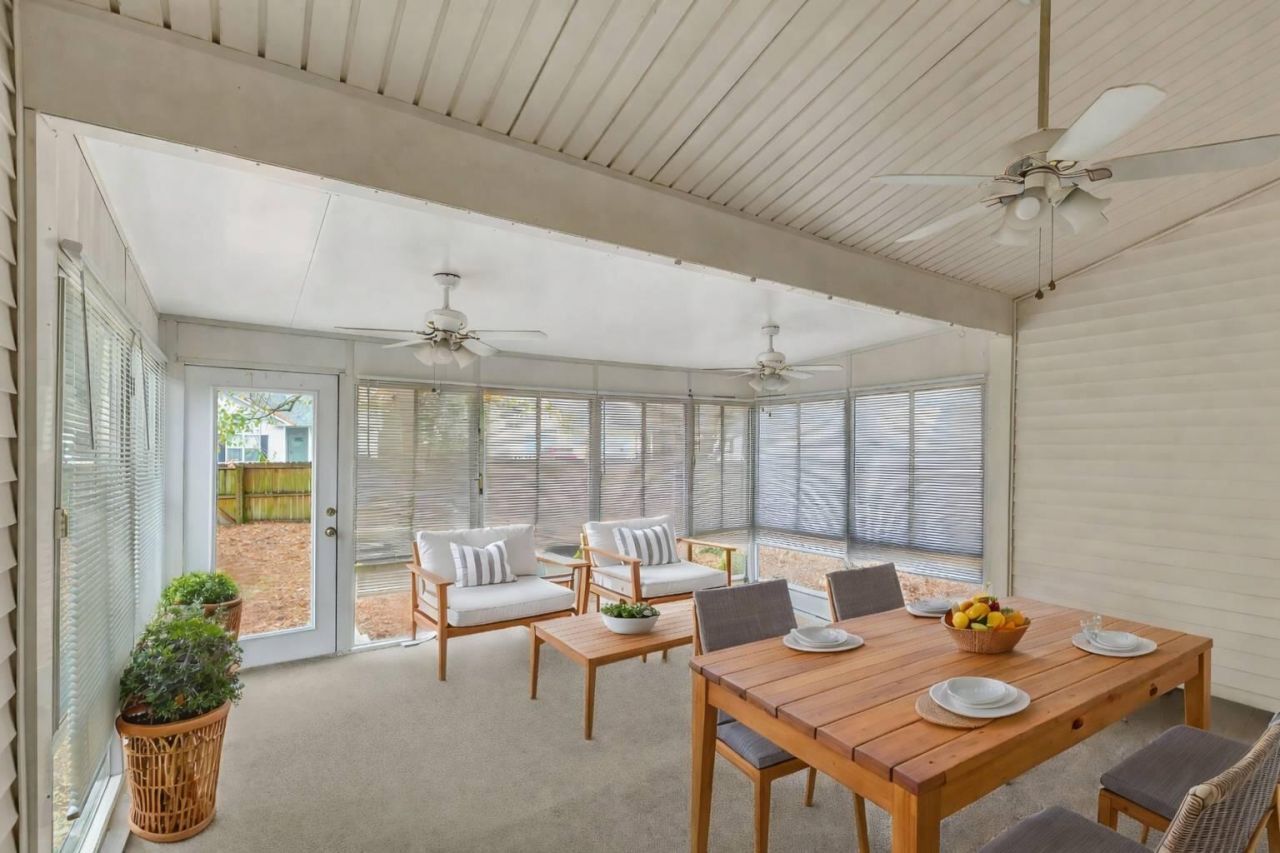 8565 Brookforest Drive Photo 29