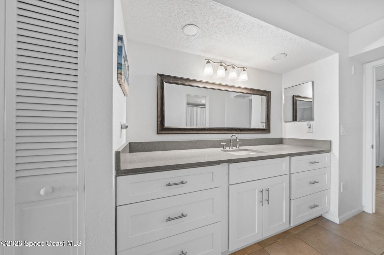 200 S Banana River Boulevard, Unit 2310, Cocoa Beach, FL 32931 Photo