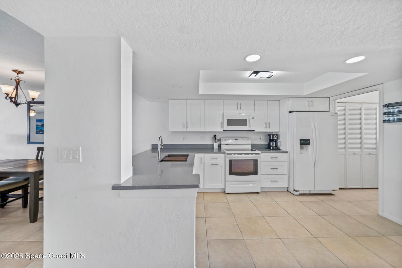 200 S Banana River Boulevard, Unit 2310, Cocoa Beach, FL 32931 Photo