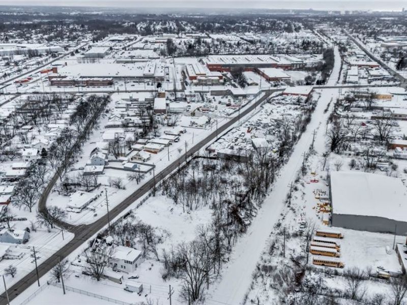 17001 S Miles Avenue , Cleveland, OH 44128 Photo 17