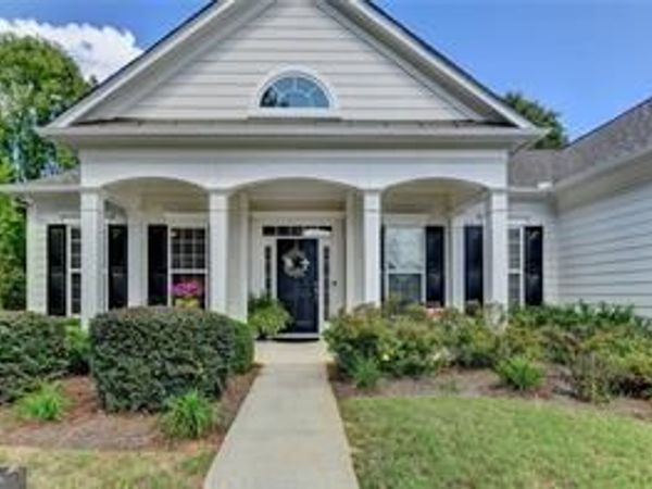 6467 Autumn Crest Lane, Hoschton, GA 30548
