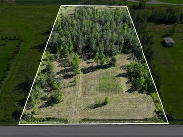 00 Metcalf, Kenockee Twp, MI 48006