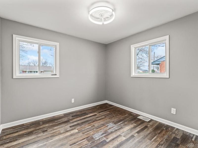 255 Lutz Drive, Englewood, OH 45322 Photo 13