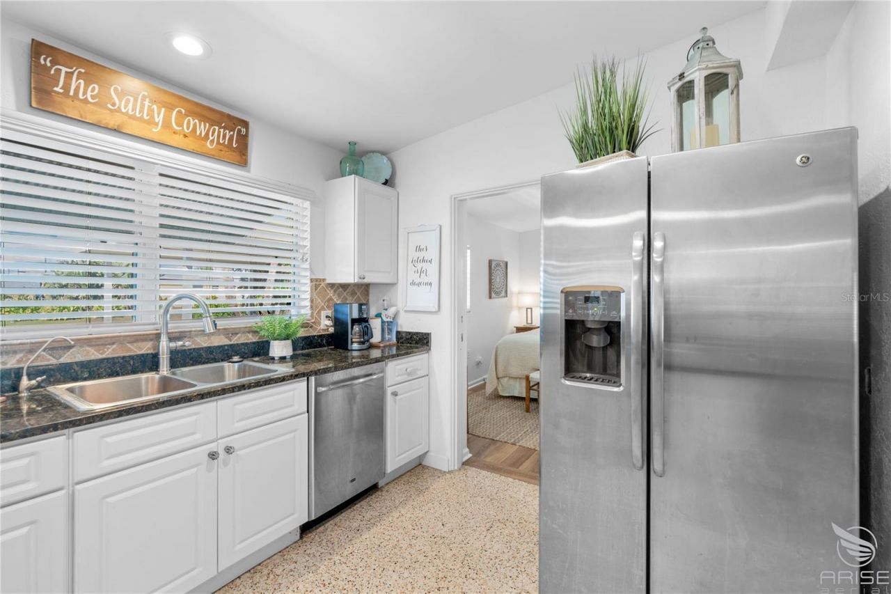 2600 W Coral Way , Daytona Beach, FL 32118 Photo