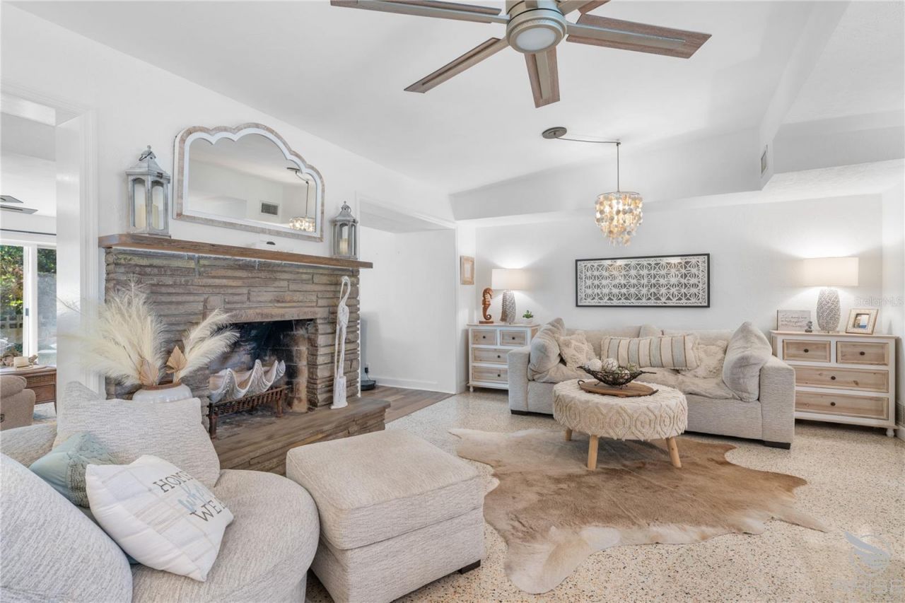 2600 W Coral Way , Daytona Beach, FL 32118 Photo