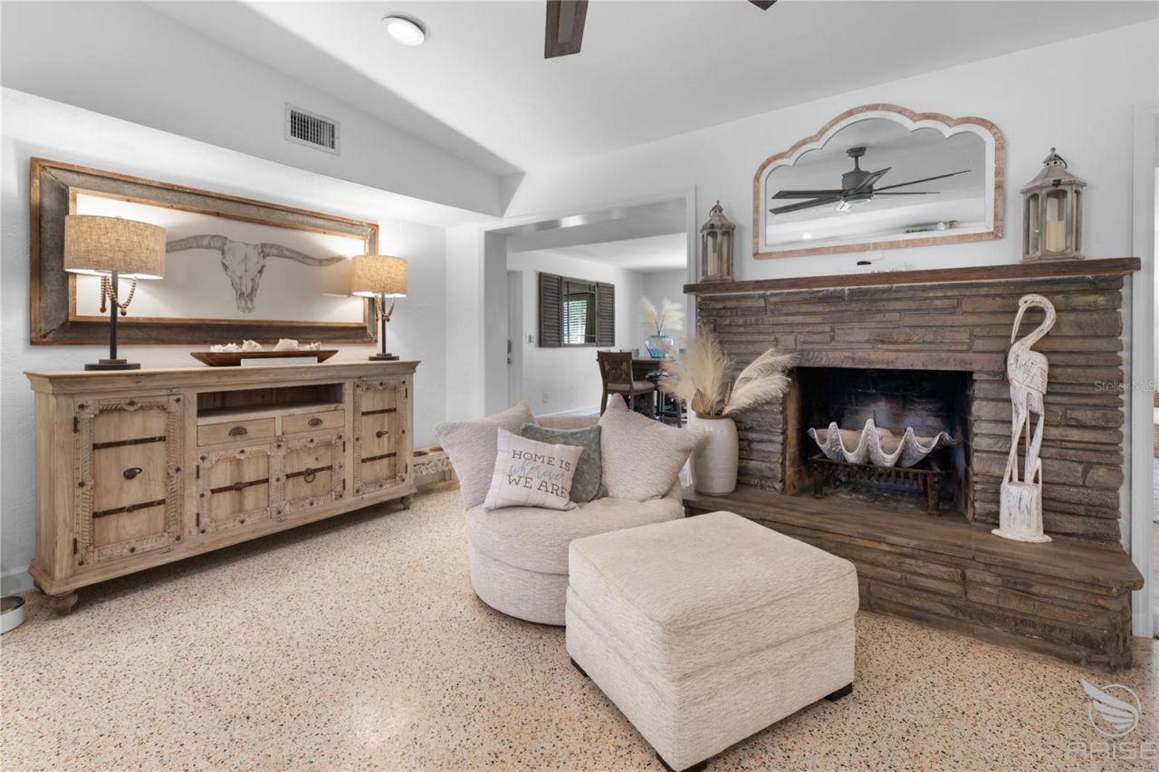 2600 W Coral Way , Daytona Beach, FL 32118 Photo