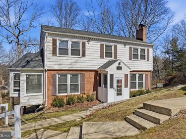 721 UPHAM PLACE NW, VIENNA, VA 22180