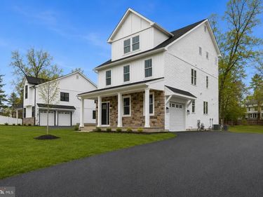 14 CHURCHVILLE LANE, CHURCHVILLE, PA 18966