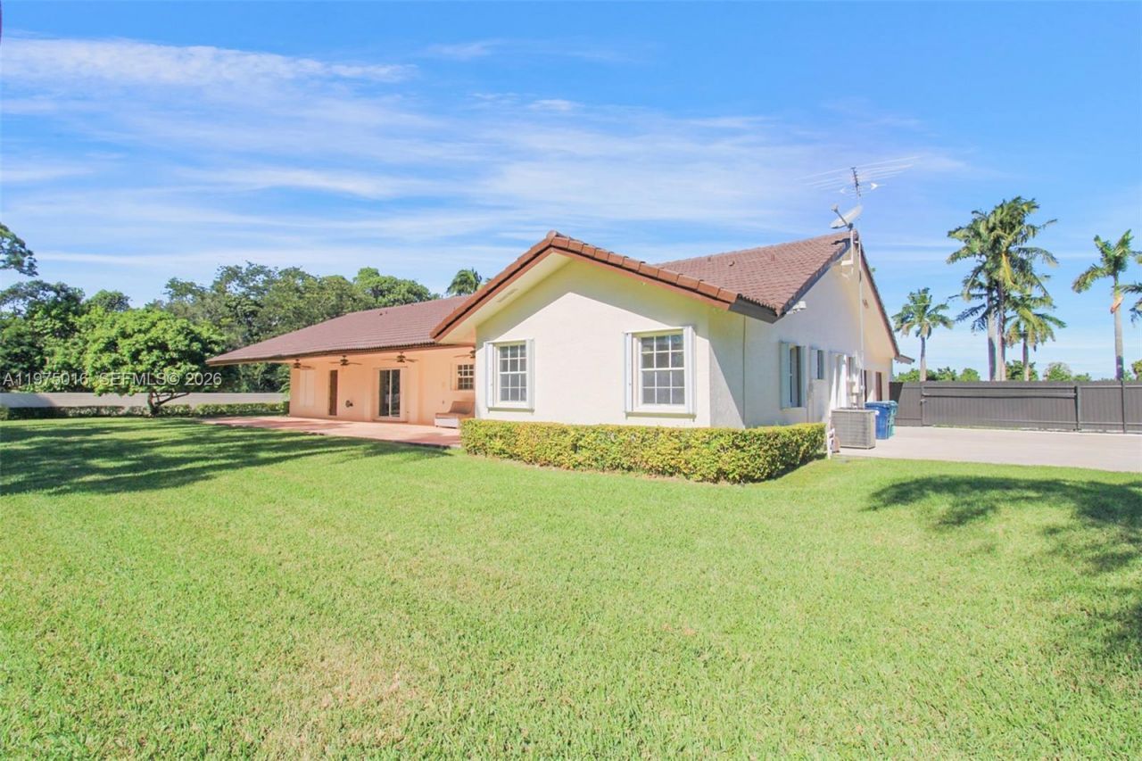 14350 SW 232nd St, Unit 14350, Miami, FL 33170 Photo