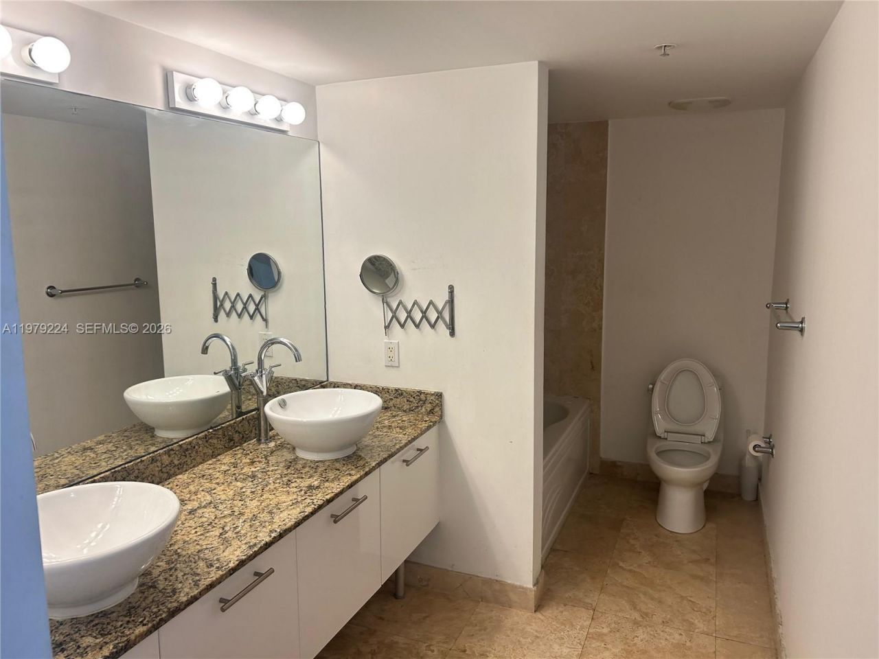41 SE 5th St , Unit 907, Miami, FL 33131 Photo