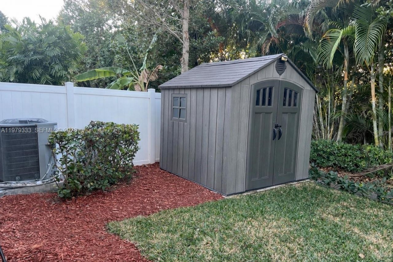 445 NW 36th Ave , Pompano Beach, FL 33069 Photo