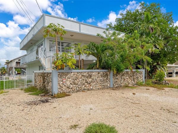 174 Corrine Pl, Unit 1, Key Largo, FL 33037