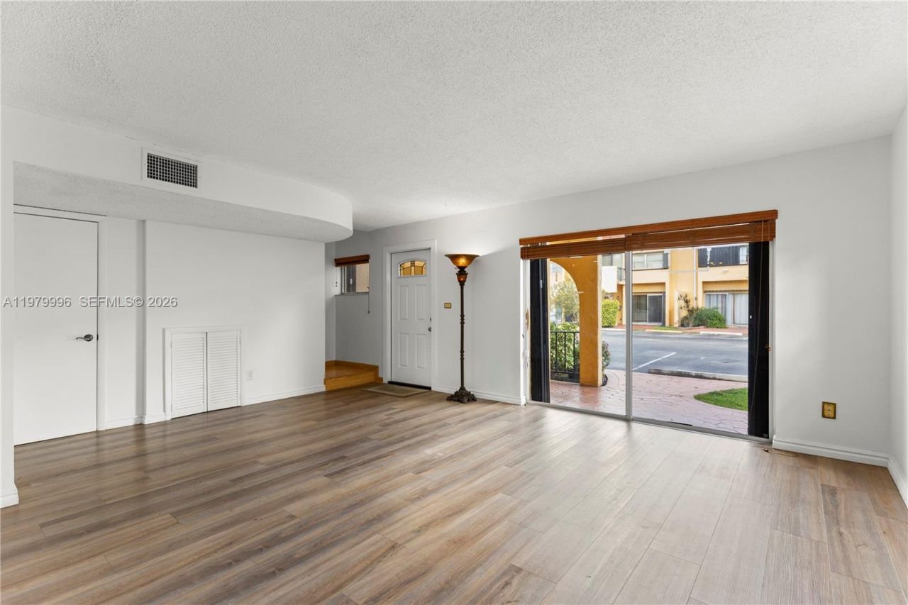 13745 SW 84th St, Unit A, Miami, FL 33183 Photo