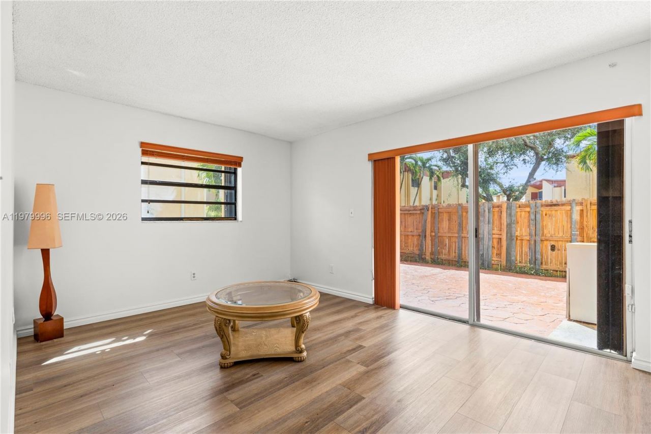 13745 SW 84th St, Unit A, Miami, FL 33183 Photo