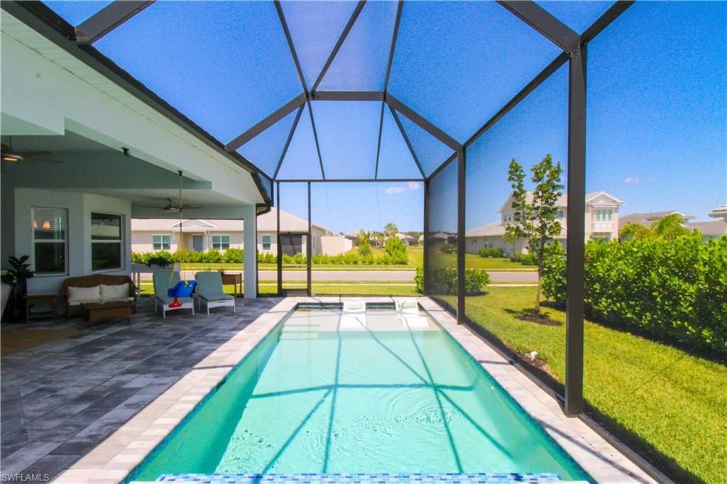 9241 Cayman Dr, Naples, FL 34114 Photo