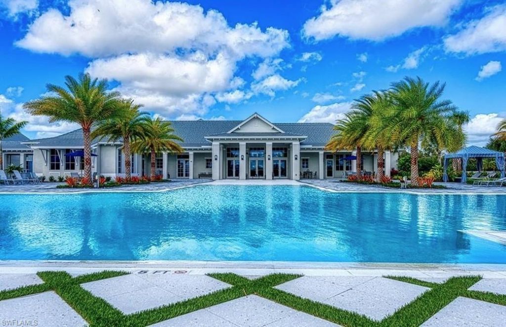 9241 Cayman Dr, Naples, FL 34114 Photo