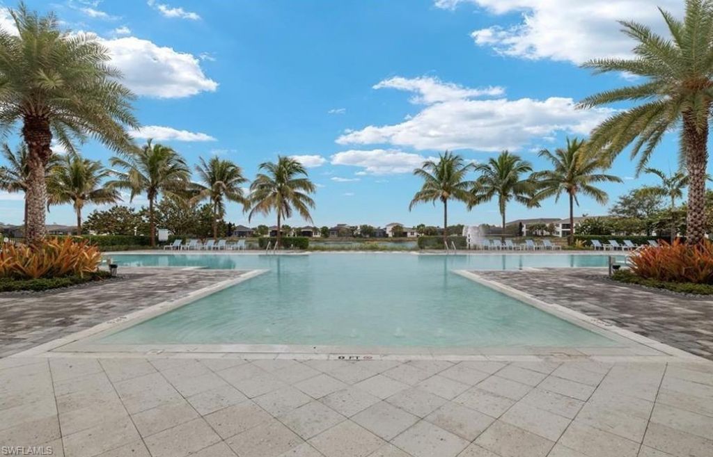 9241 Cayman Dr, Naples, FL 34114 Photo