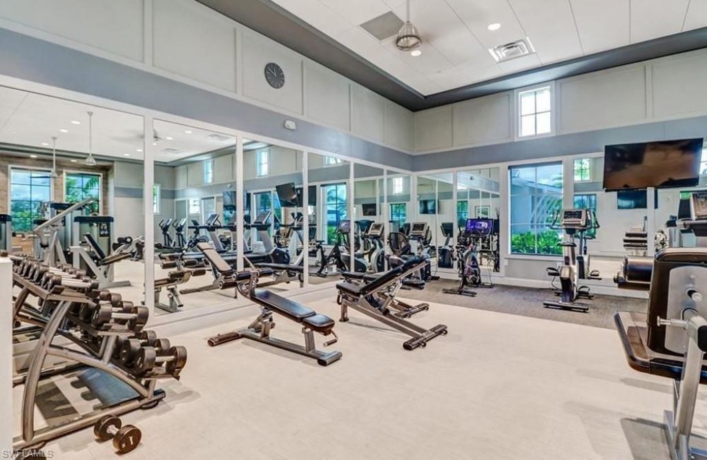 9241 Cayman Dr, Naples, FL 34114 Photo