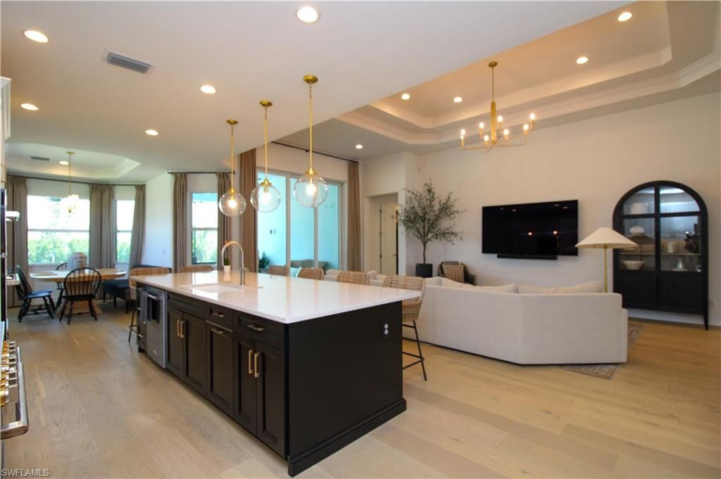 9241 Cayman Dr, Naples, FL 34114 Photo