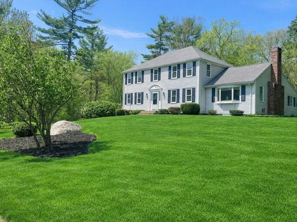 168 Larchmont Ln, Hanover, MA 02339