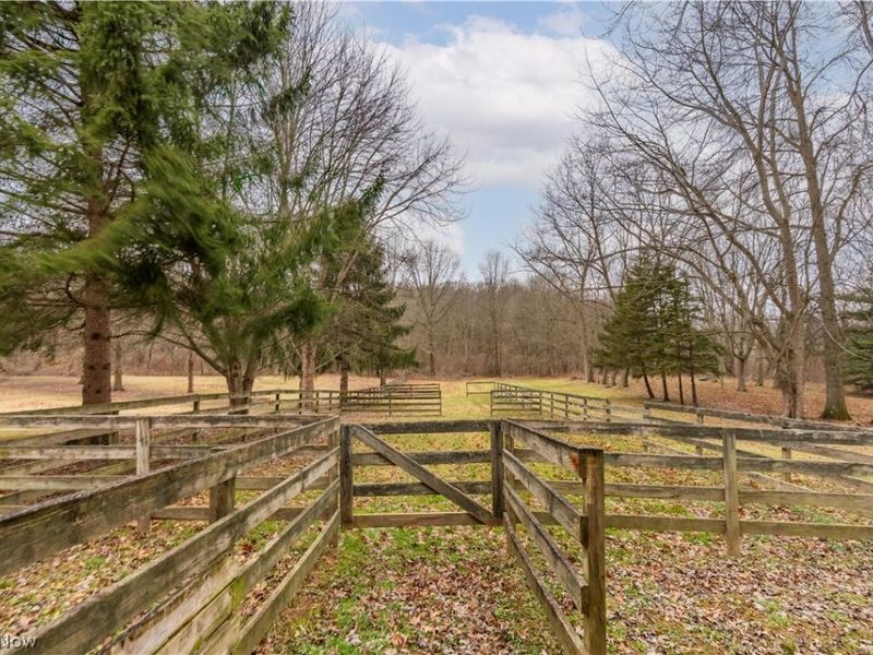 3709 S Union Avenue , Alliance, OH 44601 Photo 12