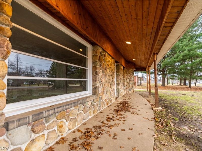 3709 S Union Avenue , Alliance, OH 44601 Photo 4