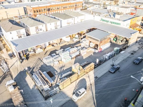 178 Miller St, Newark, NJ 07114