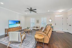 3496 Yarmouth Drive photo 4