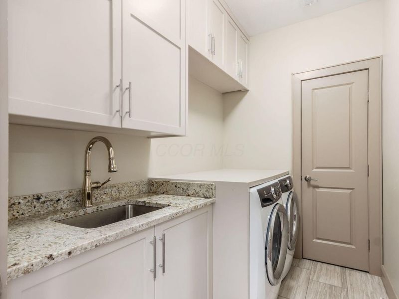 686 Fairway Boulevard, Columbus, OH 43213 Photo 35