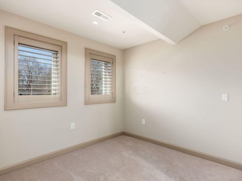 686 Fairway Boulevard, Columbus, OH 43213 Photo 42