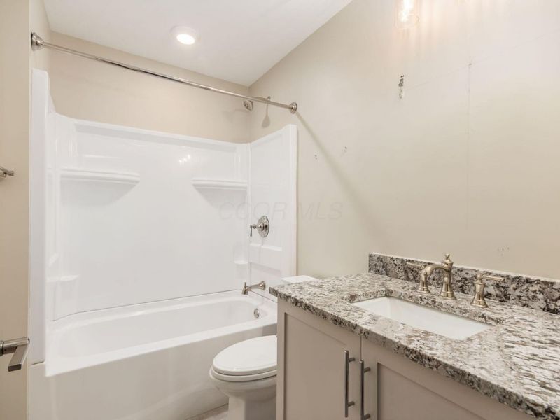 686 Fairway Boulevard, Columbus, OH 43213 Photo 43